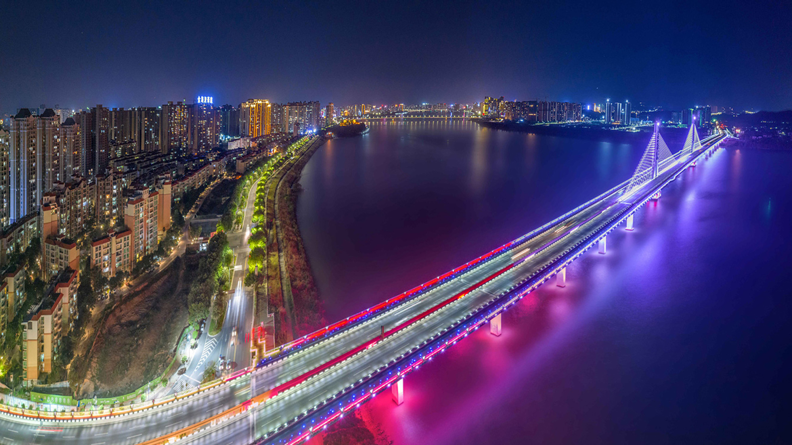  金海湾豪庭